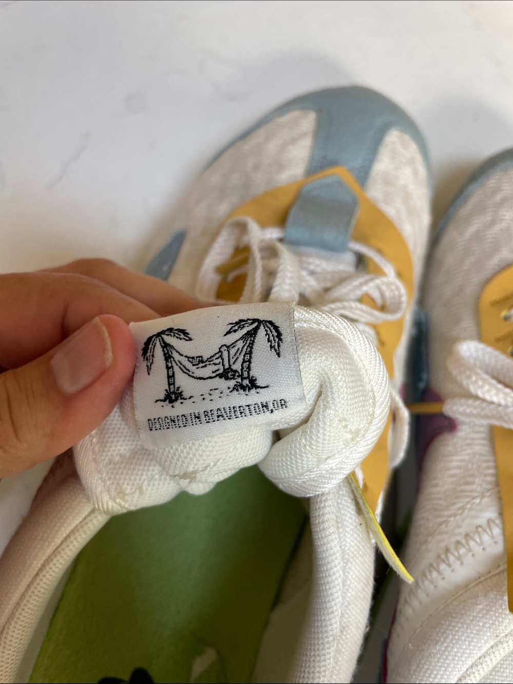 Nike Women’s Air Max Pre Day Sun Club Sneakers 9.5 - Picture 7 of 8